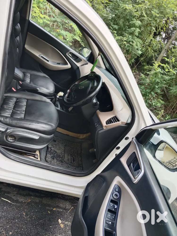 Hyundai I20 2016 Petrol Well Maintained/top Variant Push Button Start