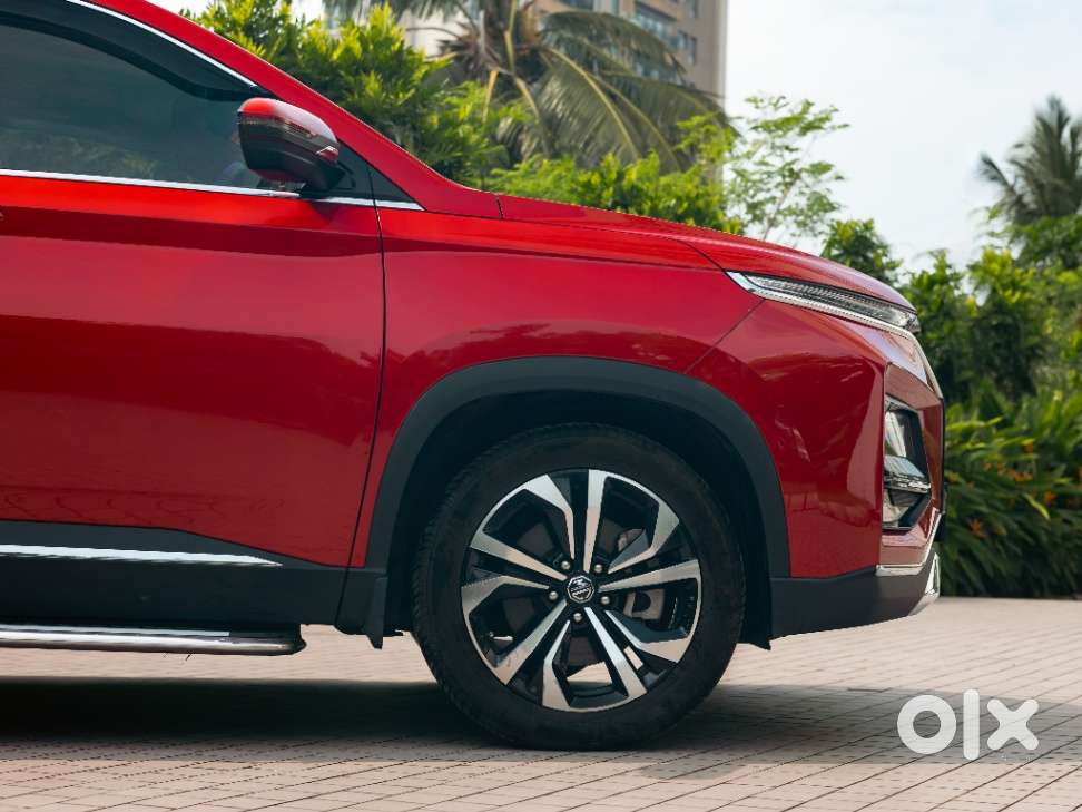 Mg Hector Plus Sharp Pro 1.5 Turbo Petrol Cvt 7 Str, 2024, Petrol