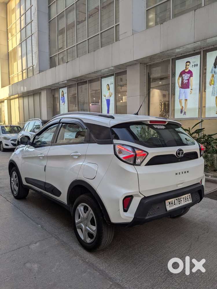Tata Nexon 1.2 Revotron Xma Amt (s), 2022, Petrol