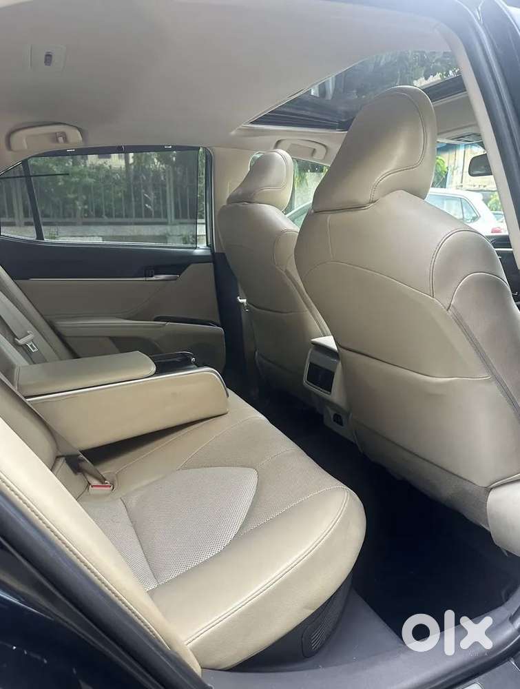 Toyota Camry Hybrid, 2019, Petrol