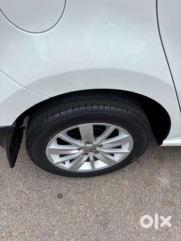 Volkswagen Polo 2009-2013 Petrol Highline 1.6l, 2014, Petrol