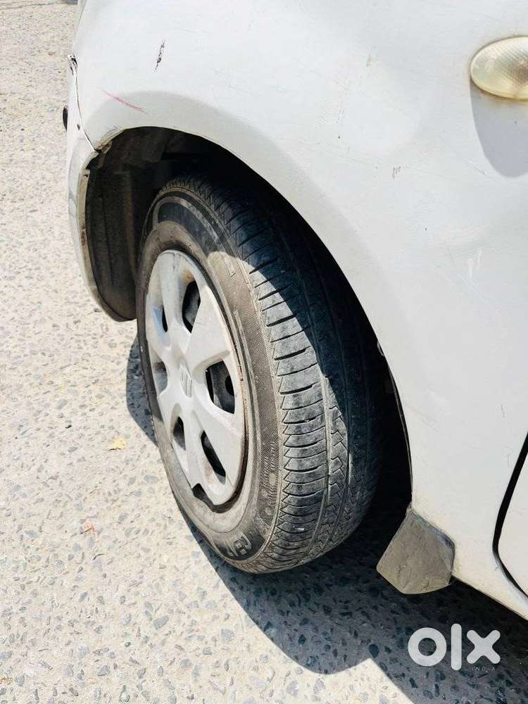 Maruti Suzuki Ritz Vxi, 2015, Petrol
