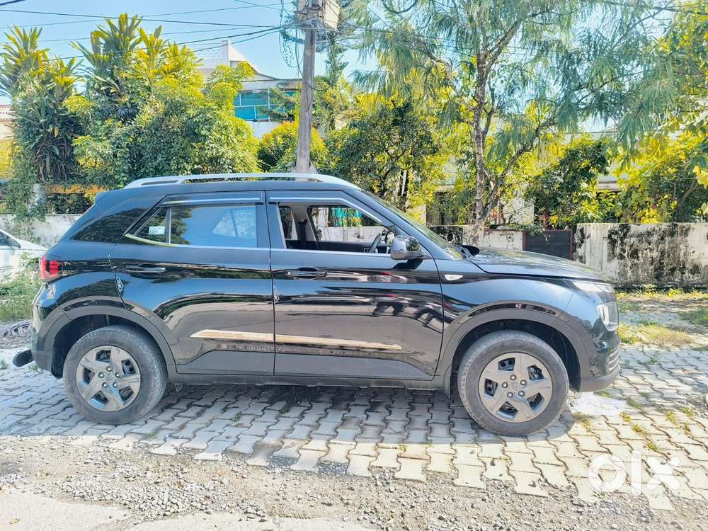 Hyundai Venue 1.2 S (o), 2025, Petrol