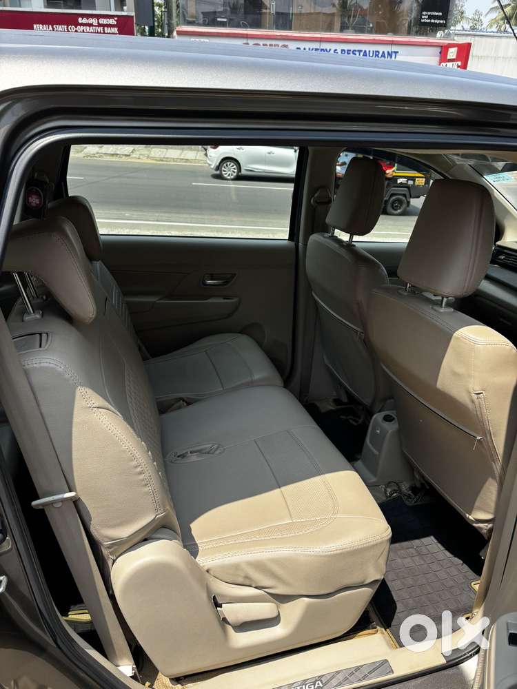 Maruti Suzuki Ertiga Vxi Shvs, 2022, Petrol