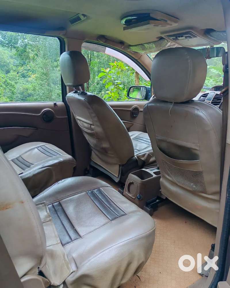 Mahindra Xylo 2010