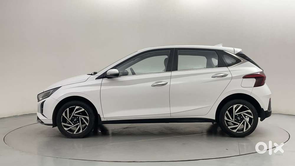 Hyundai New I20 1.2 Asta (o) Ivt, 2024, Petrol