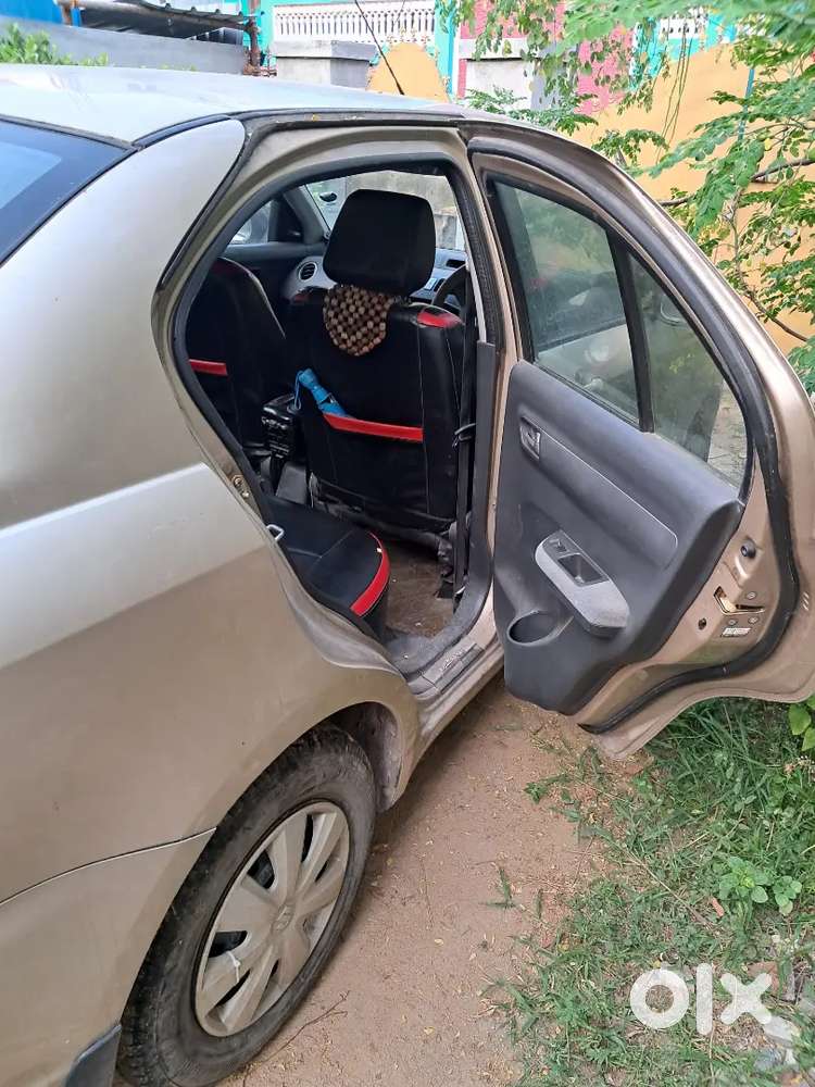 Maruti Suzuki Dzire 2009 Diesel 120568 Km Driven Single Owner 399000/-