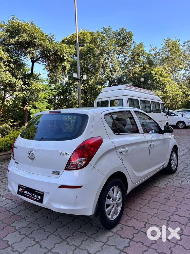 Hyundai I20 Sportz 1.4 Crdi, 2014, Diesel