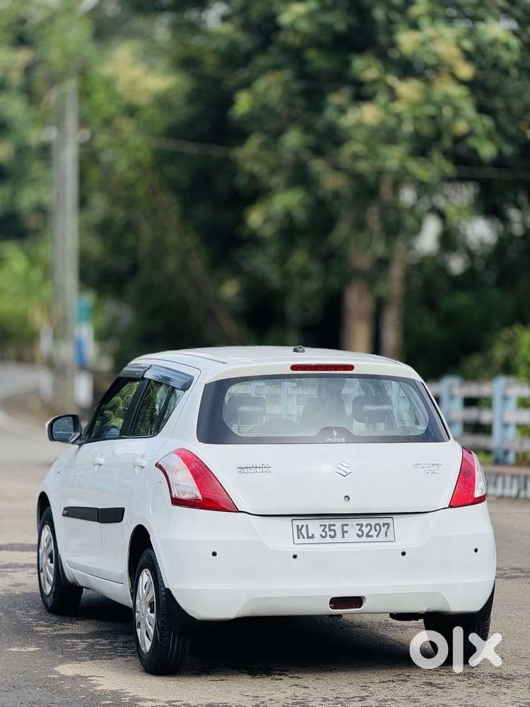 Maruti Suzuki Swift 1.2 Vxi Deca Limited Edition, 2014, Petrol