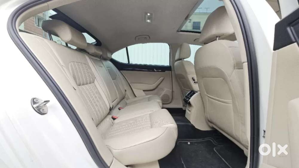 Skoda Superb 2.0 L&k Tsi At, 2018, Petrol