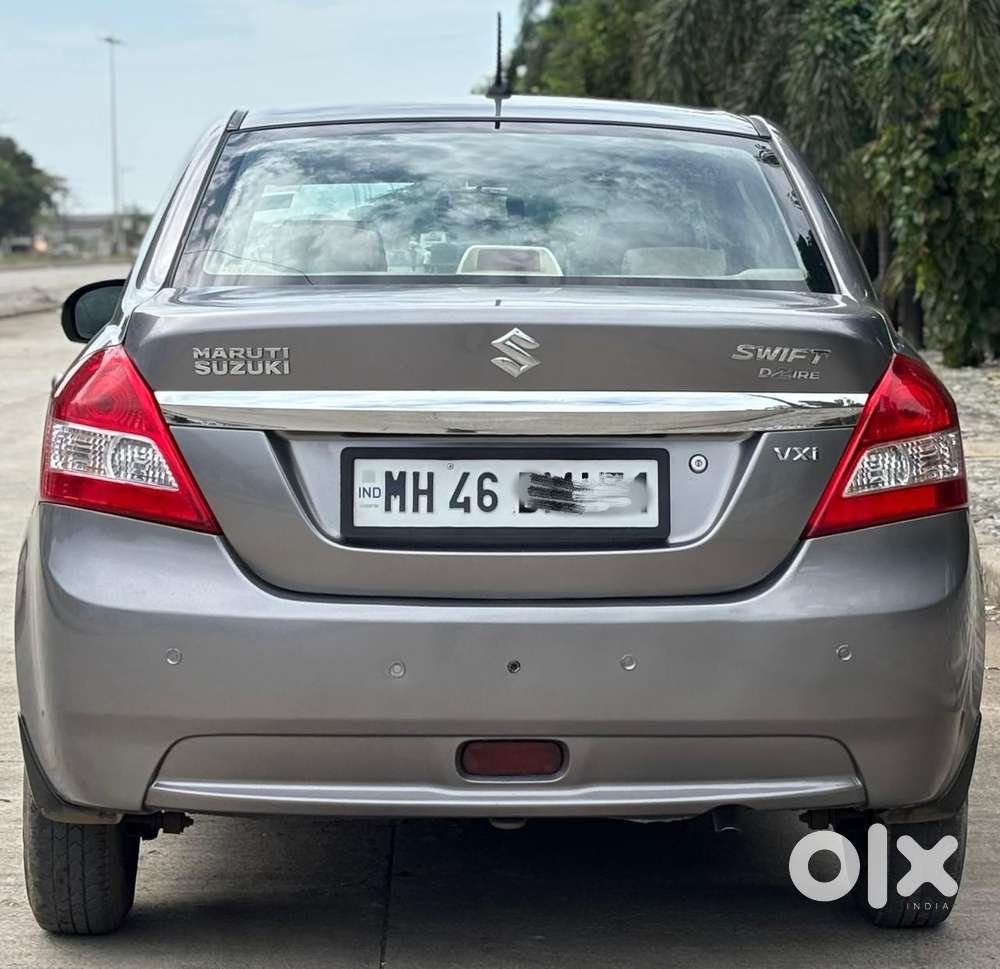 Maruti Suzuki Dzire 1.2 Vxi, 2013
