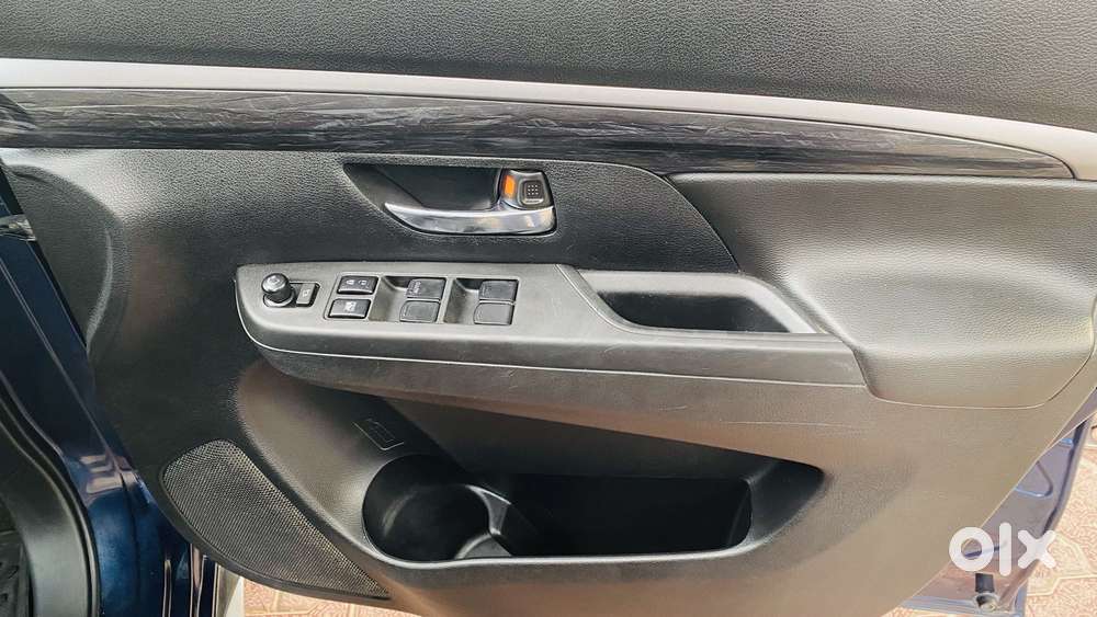 Maruti Suzuki Xl6 1.5 Zeta Mt, 2023, Petrol