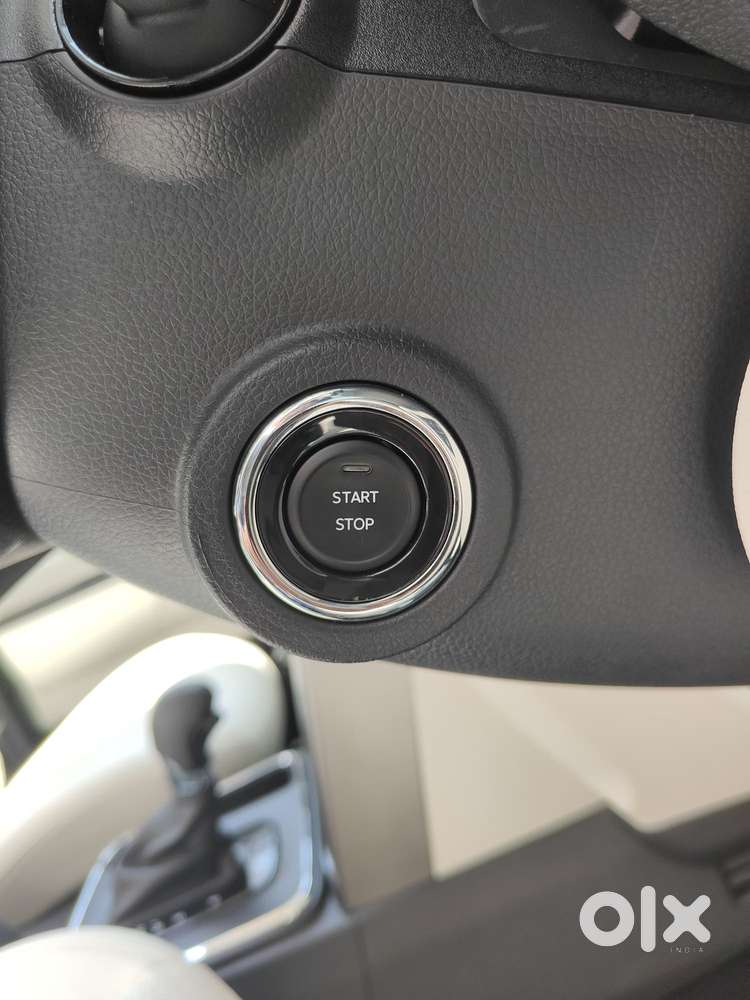 Mahindra Thar Roxx Mx5 Petrol At 2wd, 2024, Petrol