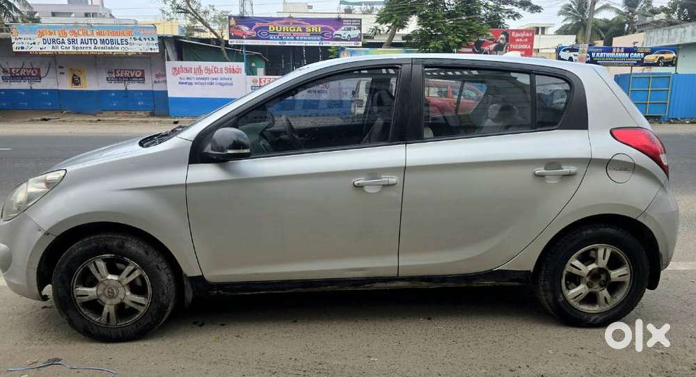 Hyundai I20 Asta 1.4 Crdi With Avn 6 Speed, 2011, Diesel