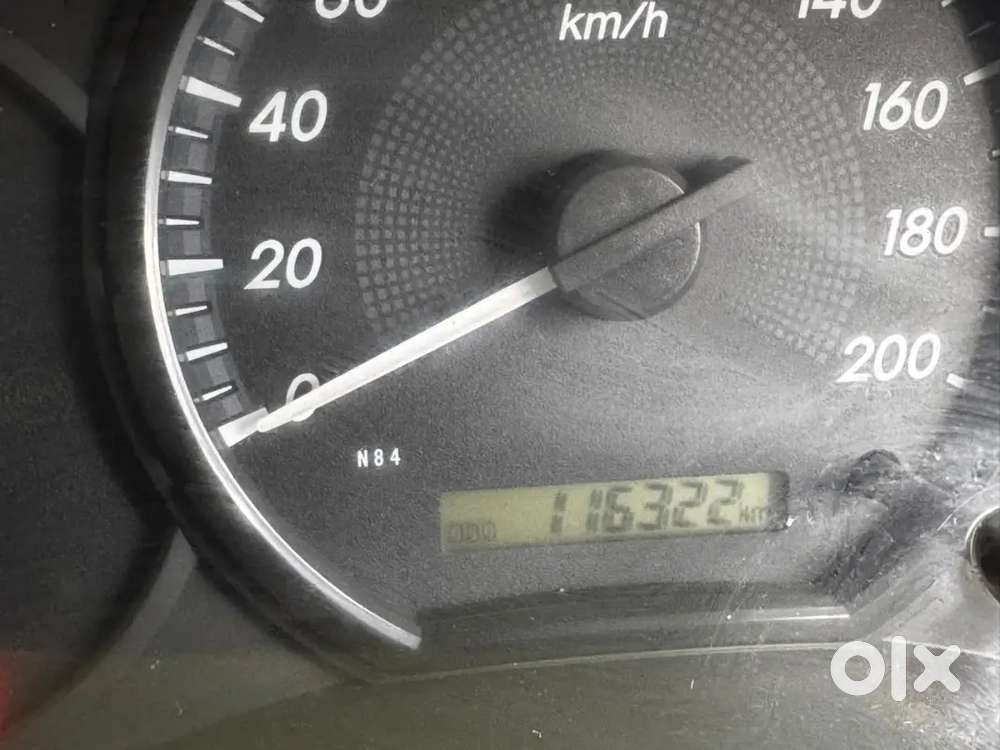 Toyota Innova Diesel 2015  Modal11600 Km Driven