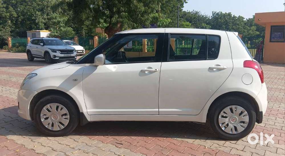 Maruti Suzuki Swift Vdi Bsiv W Abs, 2010, Diesel