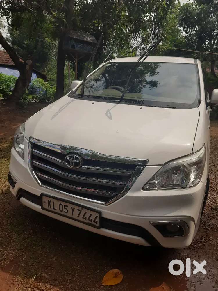 Toyota Innova 2008 Diesel 278000 Km Driven