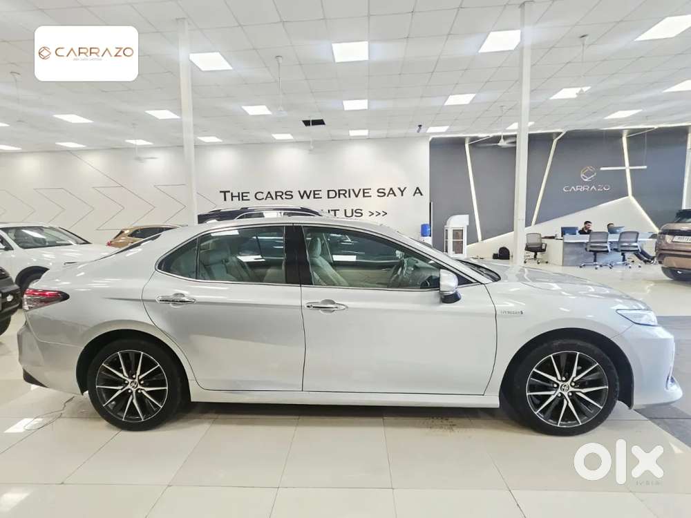 Toyota Camry Hybrid, 2022, Petrol
