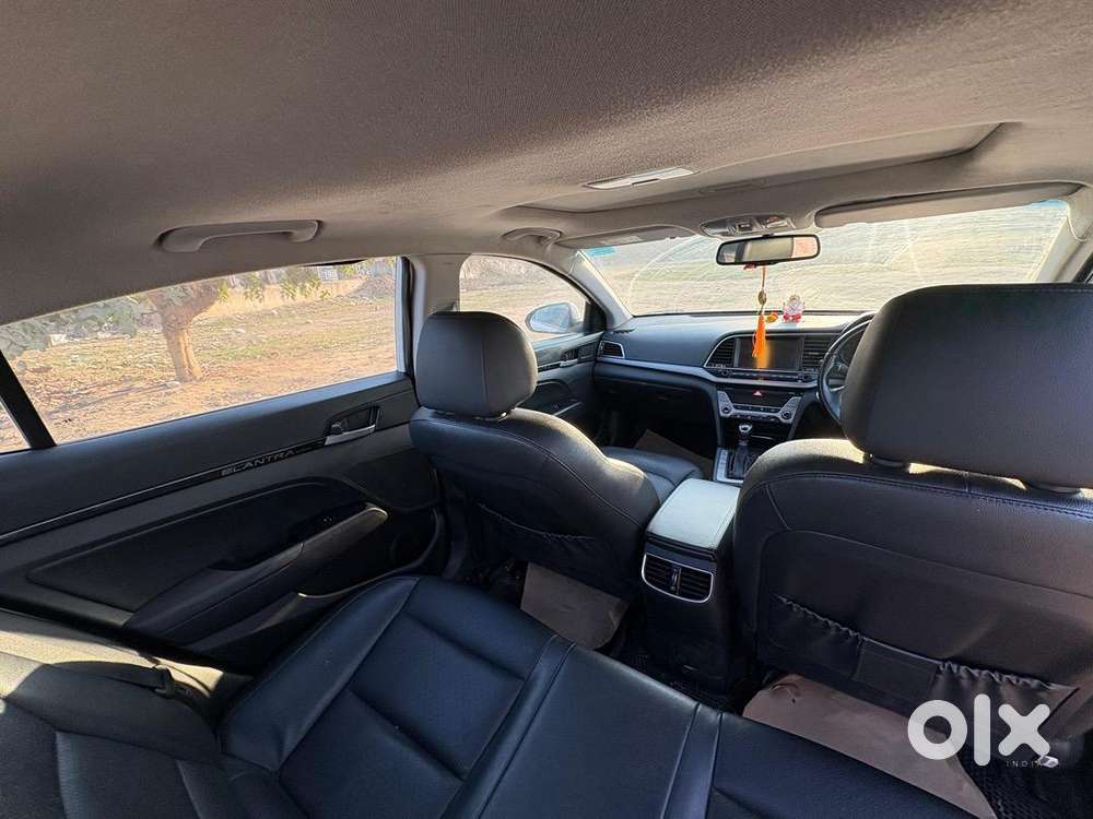 Hyundai Elantra 2017 Petrol Well Maintained