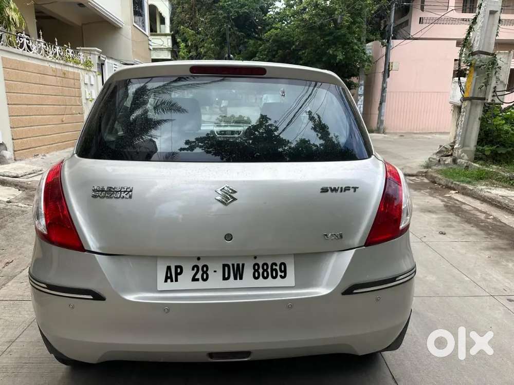 Maruti Swift Vxi Excellent Condition Original Paint Papers Valid