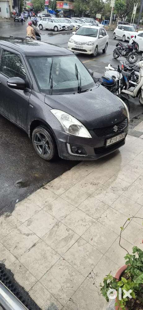 Maruti Suzuki Swift 2017 Diesel 132000 Km Driven
