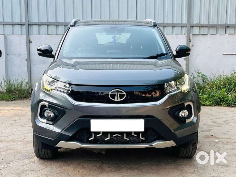 Tata Nexon Xz Plus (hs), 2022, Petrol