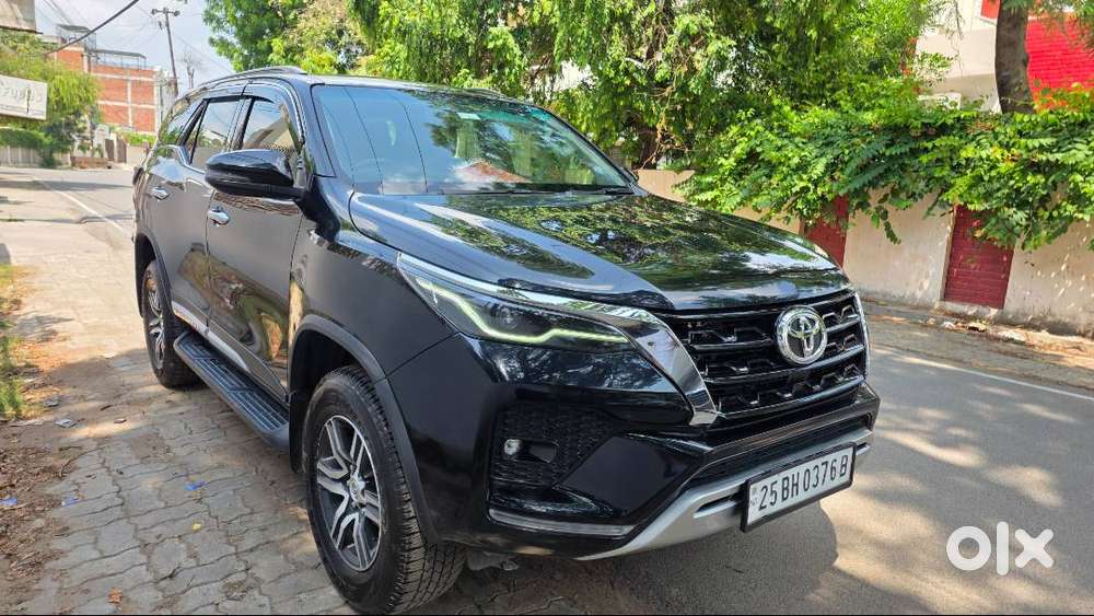 Toyota Fortuner 2025 Manual 1st Owner (bh Series)
