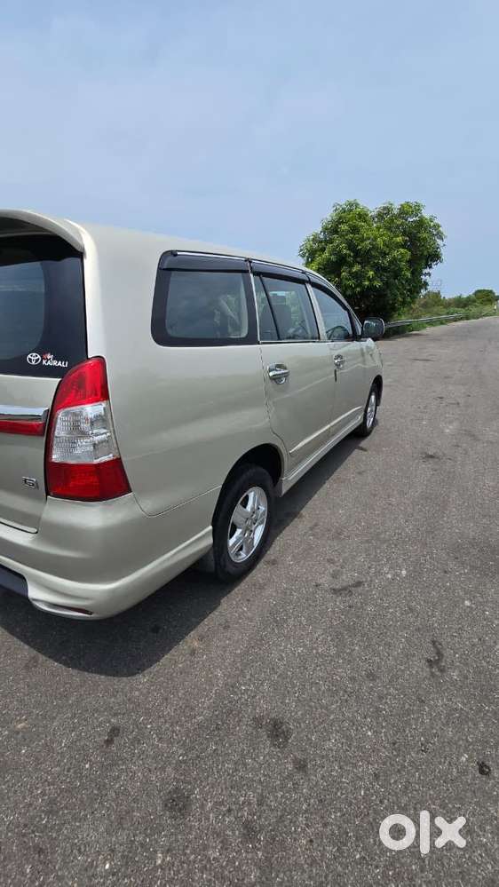 Toyota Innova [ ] 2.5 G4 8 Str, 2015, Diesel