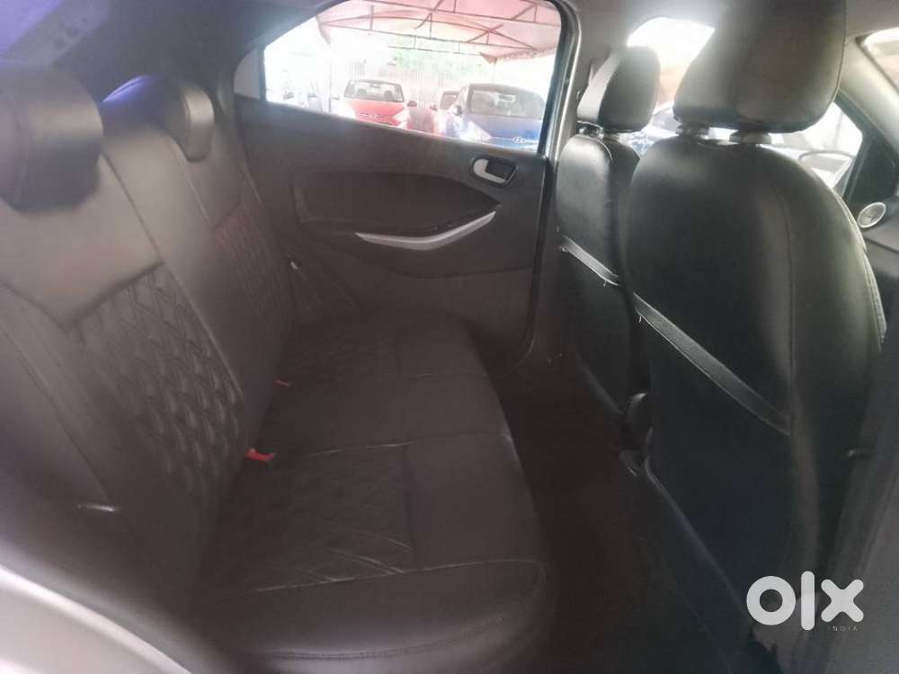 Chevrolet Sail U-va, 2013, Petrol