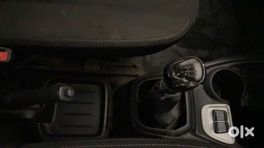 Datsun Redigo T Option, 2017, Petrol