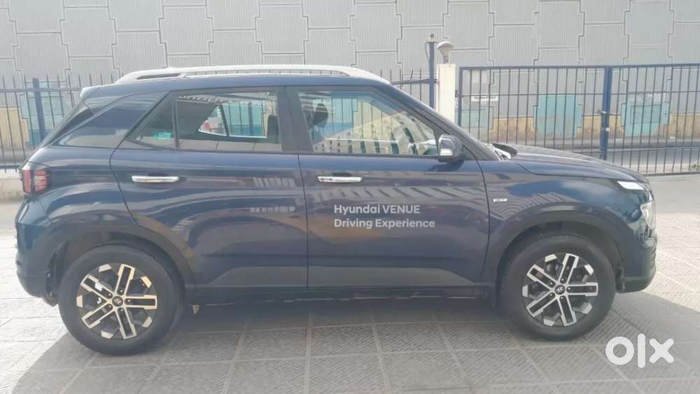 Hyundai Venue 1.0 Sx (o) Turbo Dct, 2023, Petrol
