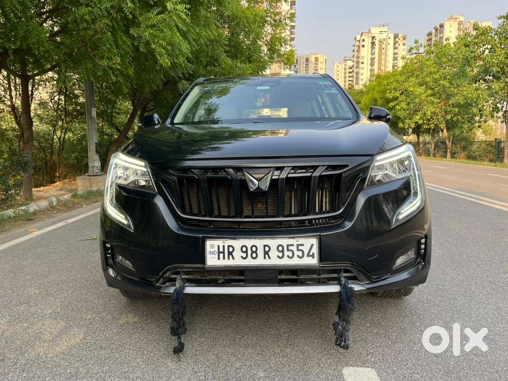 Mahindra Xuv700 2.0 Ax 7 Petrol Mt Str, 2022, Petrol
