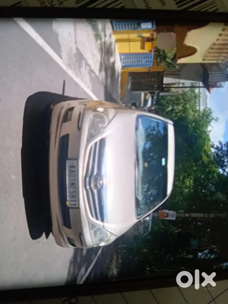 Toyota Innova 2.5 G1 2007 Diesel 4 New Tires Good Condition  Slightly