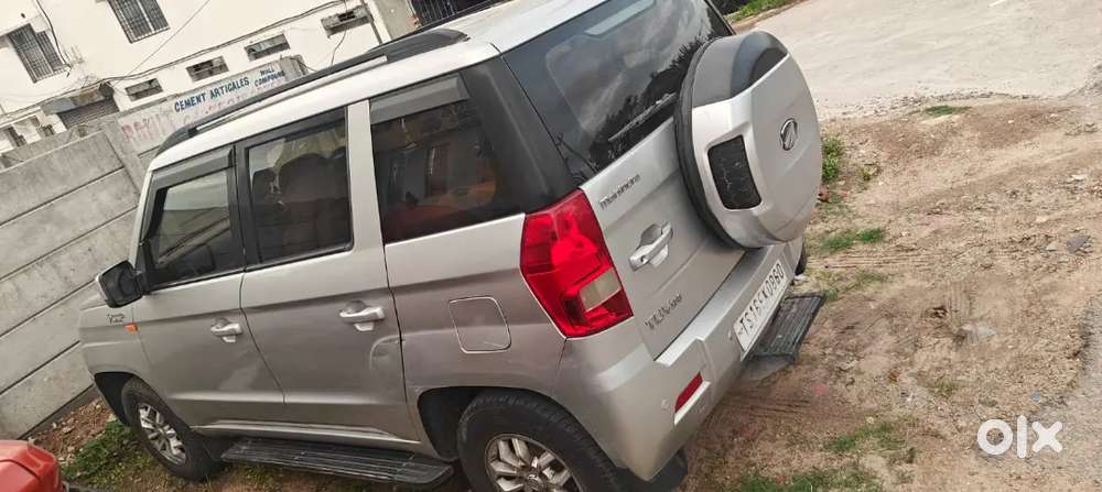 Mahindra Tuv 300 2016 Diesel Amt