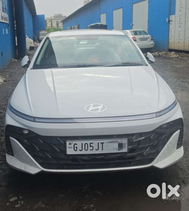 Hyundai Verna 1.5 Sx (o) Petrol Mt, 2025, Cng & Hybrids