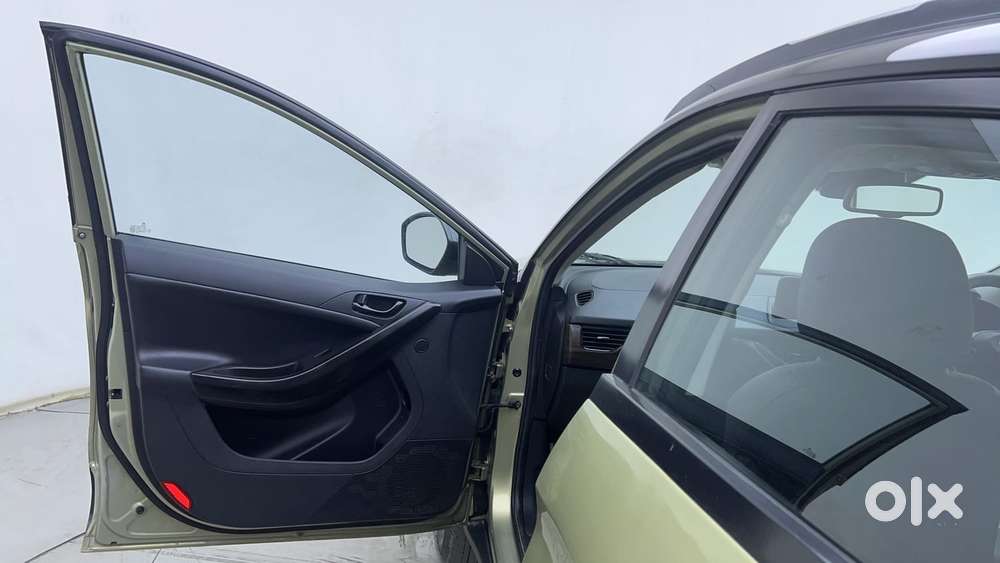 Tata Nexon 1.5 Revotorq Xza Plus Kaziranga, 2023, Diesel