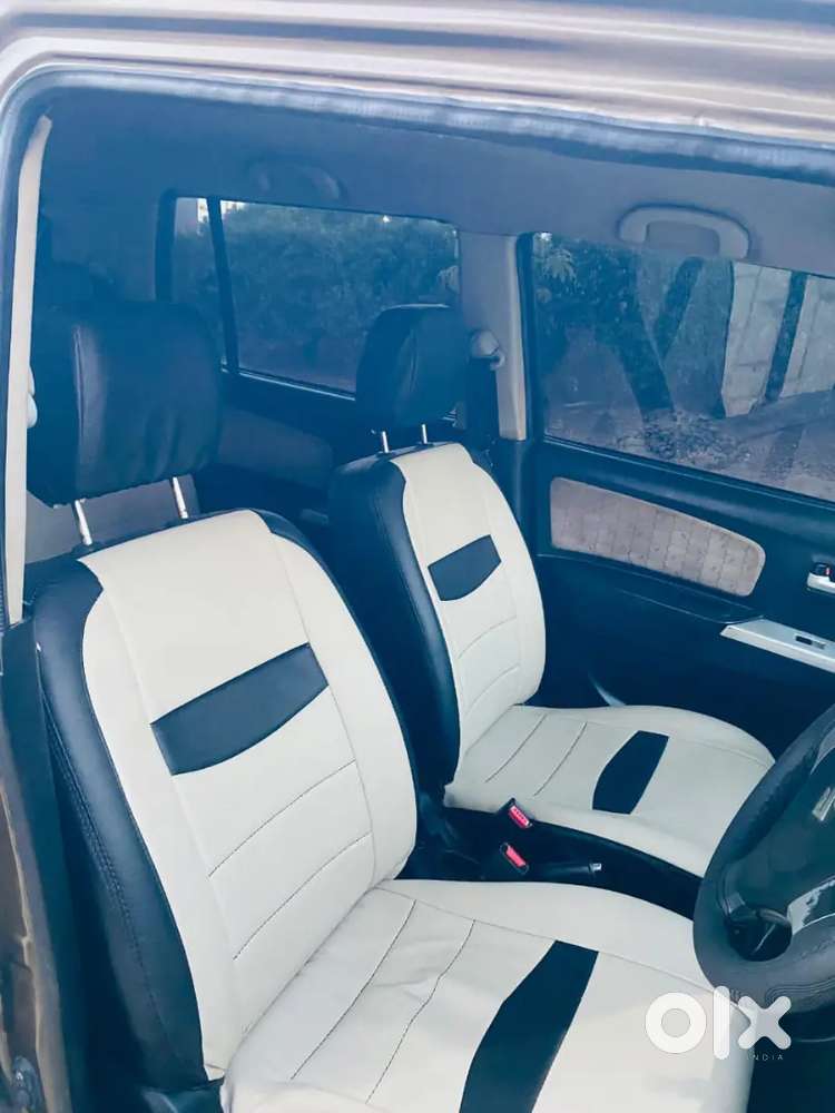 •best Condition  •offer - 3,40,000 ( Slightly Negotiable )