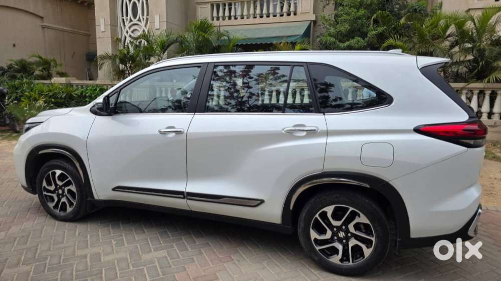 Maruti Suzuki Invicto Alpha+ Hybrid 7-seater  2024  Single Owner