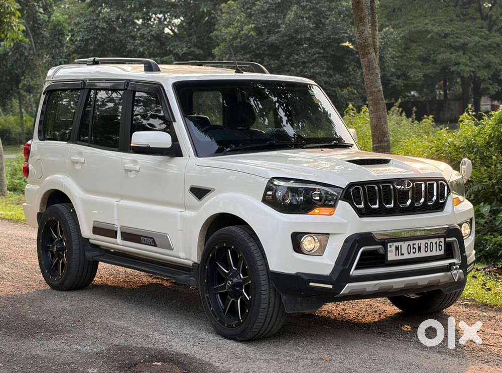 Mahindra Scorpio Classic 2021