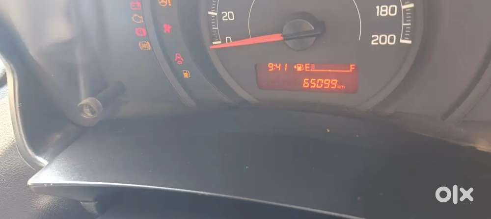 Maruti Suzuki Swift 2020 Petrol 65000 Km Driven