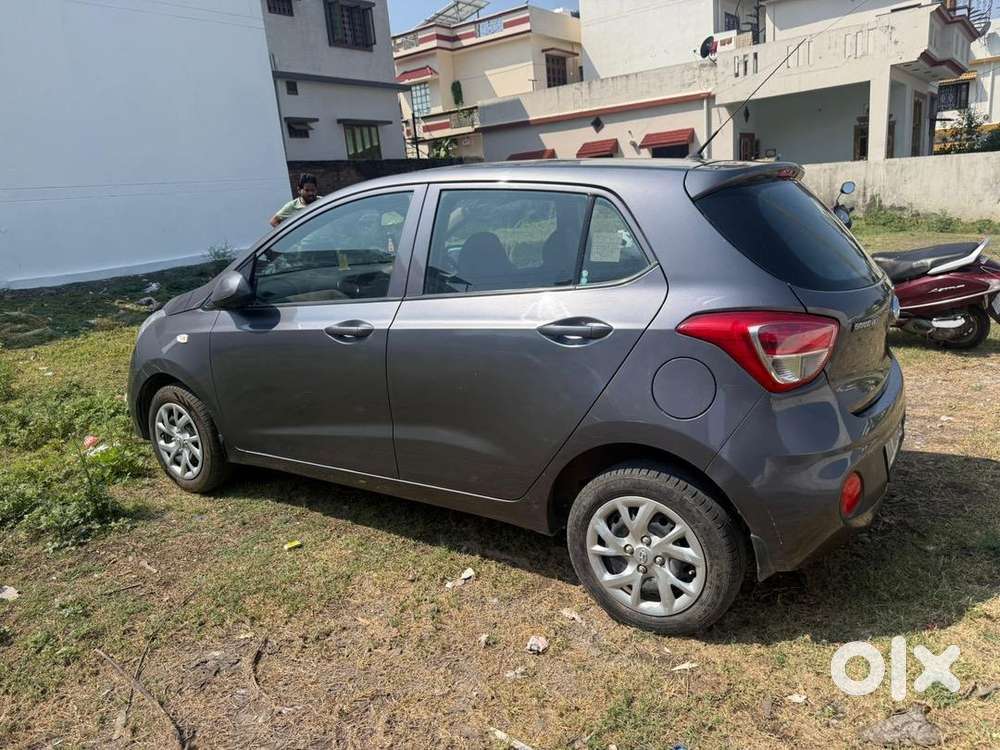 Grand I10 Petrol