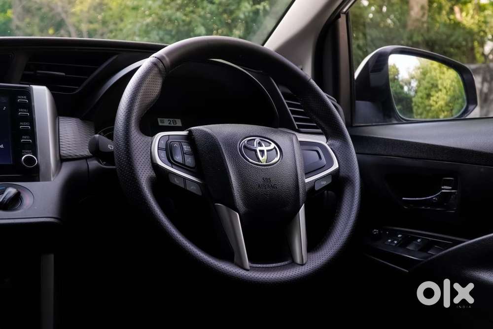 Toyota Innova Crysta [2020-ongoing] 2.4 Gx 7 Str, 2021, Diesel