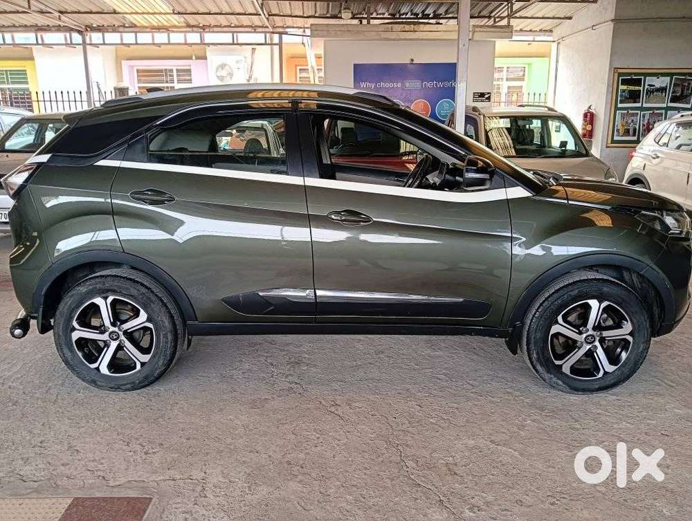 Tata Nexon 1.2 Revotron Xza Plus, 2022, Petrol