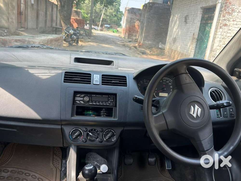 Maruti Suzuki Swift 2006 Cng & Hybrids Well Maintained