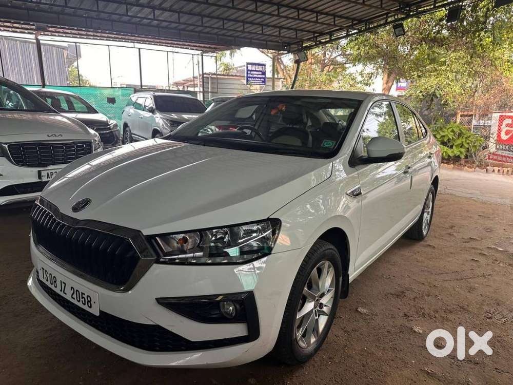 Skoda Slavia Ambition 1.5l Tsi Dsg, 2023, Petrol