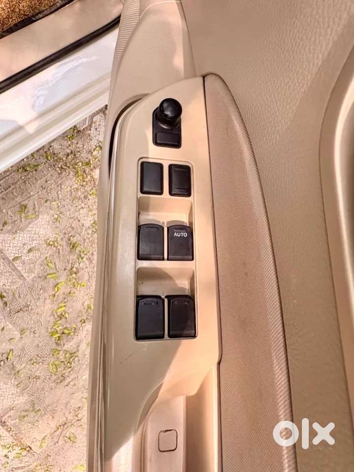 Maruti Suzuki Swift Dzire Vdi, 2016, Diesel