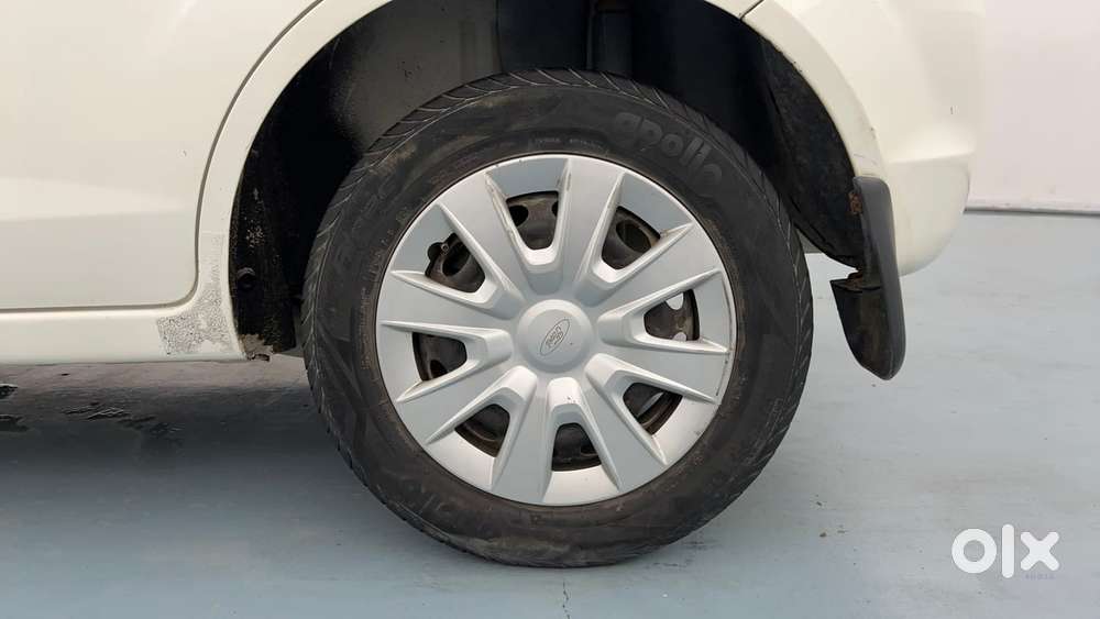 Ford Figo Petrol Zxi, 2015, Petrol