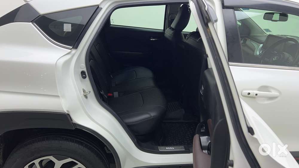 Maruti Suzuki Fronx Alpha 1.0l Turbo 6 At, 2023, Petrol