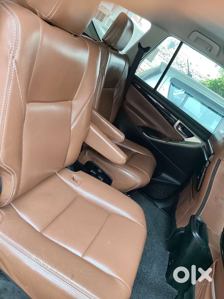 Toyota Innova Crysta 2.7 Vx Mt, 2016, Diesel