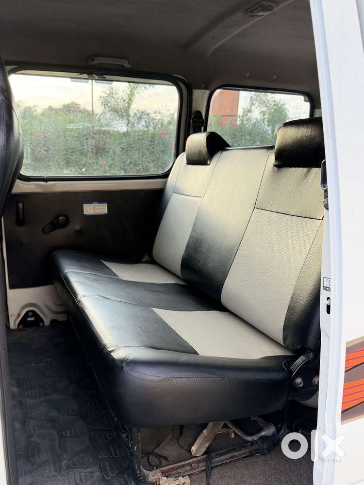 Maruti Suzuki Eeco 5 Str Ac (o), 2017, Cng & Hybrids